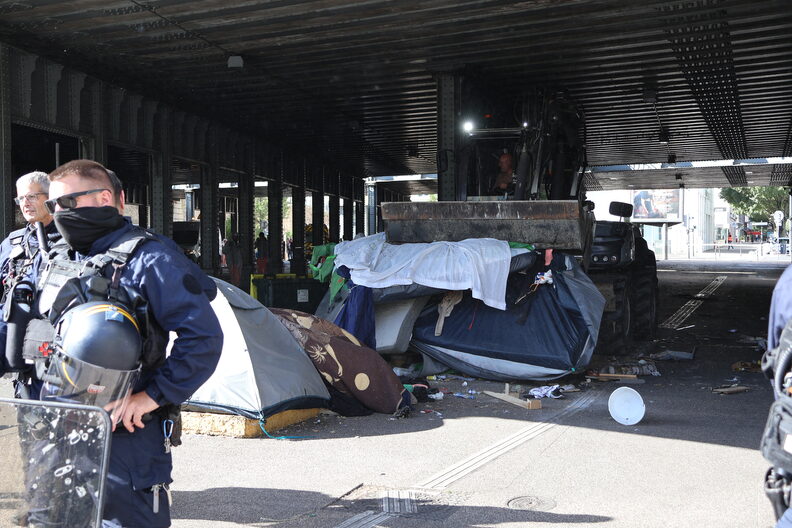 Expulsion Jean Macé