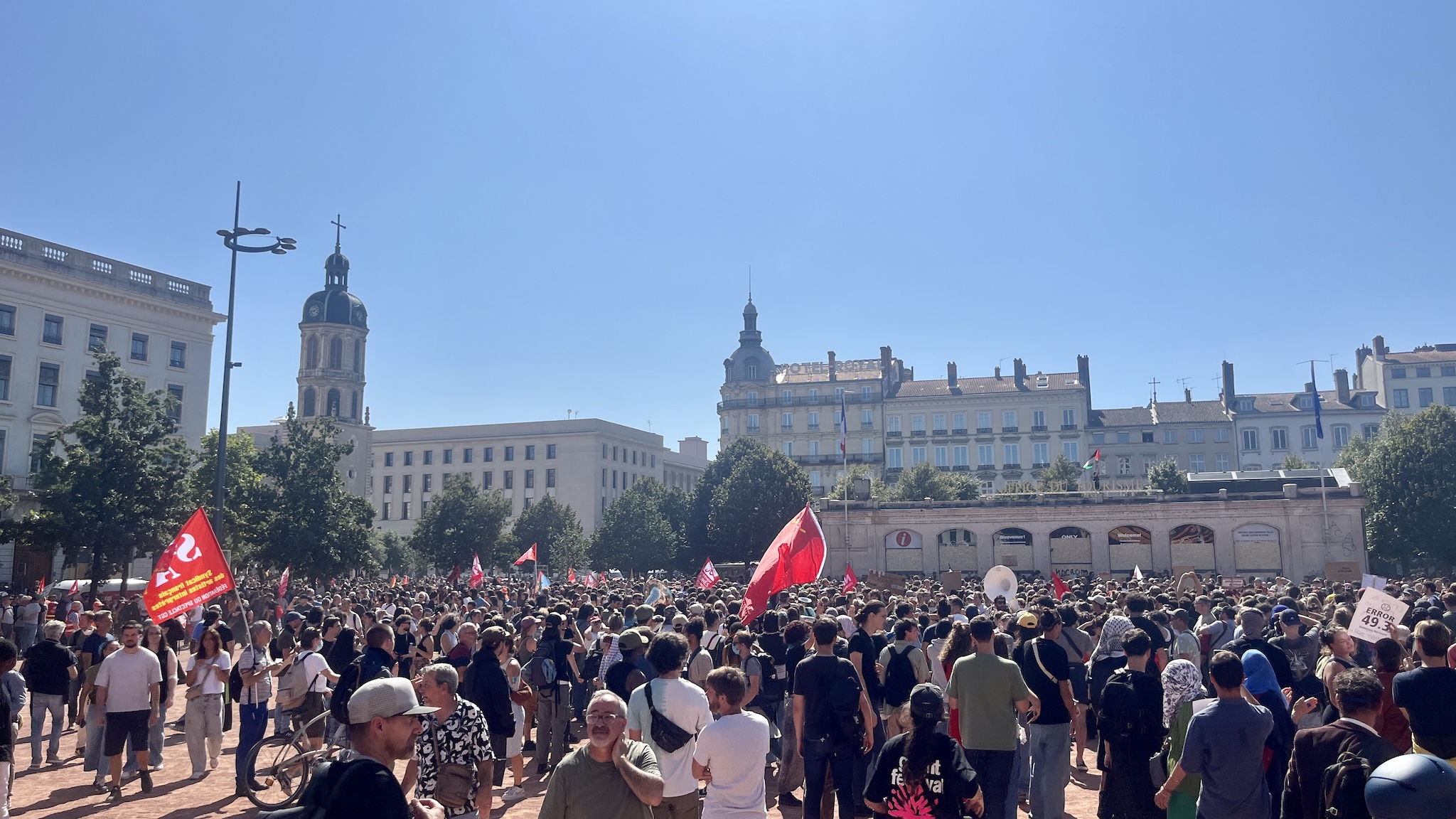 20 000 manifestants à Lyon : suivez la manifestation du 18 septembre en direct
