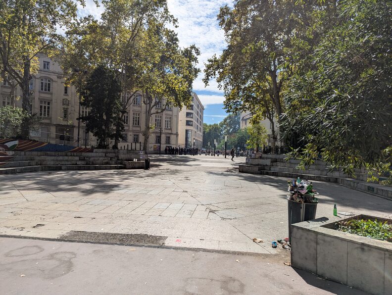 La place Guichard, vidée de manifestant·es. ©PL/Rue89Lyon