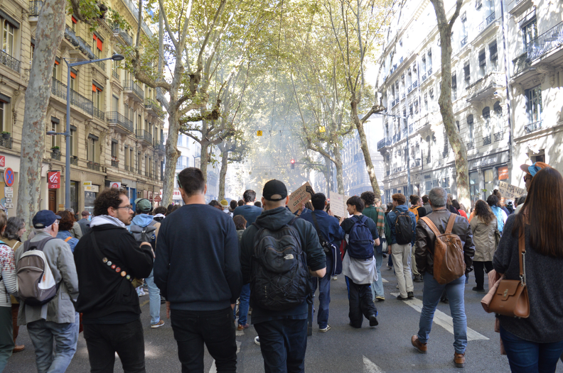 « On arrive à un point tellement absurde » : à Lyon, un ras-de-bol collectif contre l’austérité