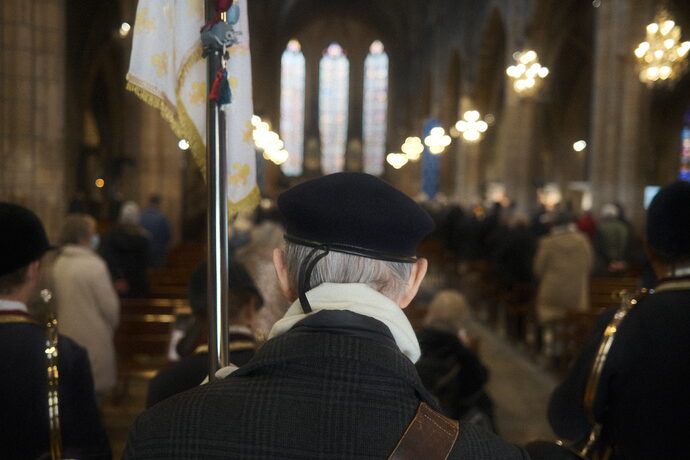 Les royalistes lyonnais se sont réunis ce samedi 24 janvier à la Basilique Saint-Bonaventure (Lyon 2e) pour commémorer la mort de Louis XVI ©Adrien Giraud/Rue89Lyon
