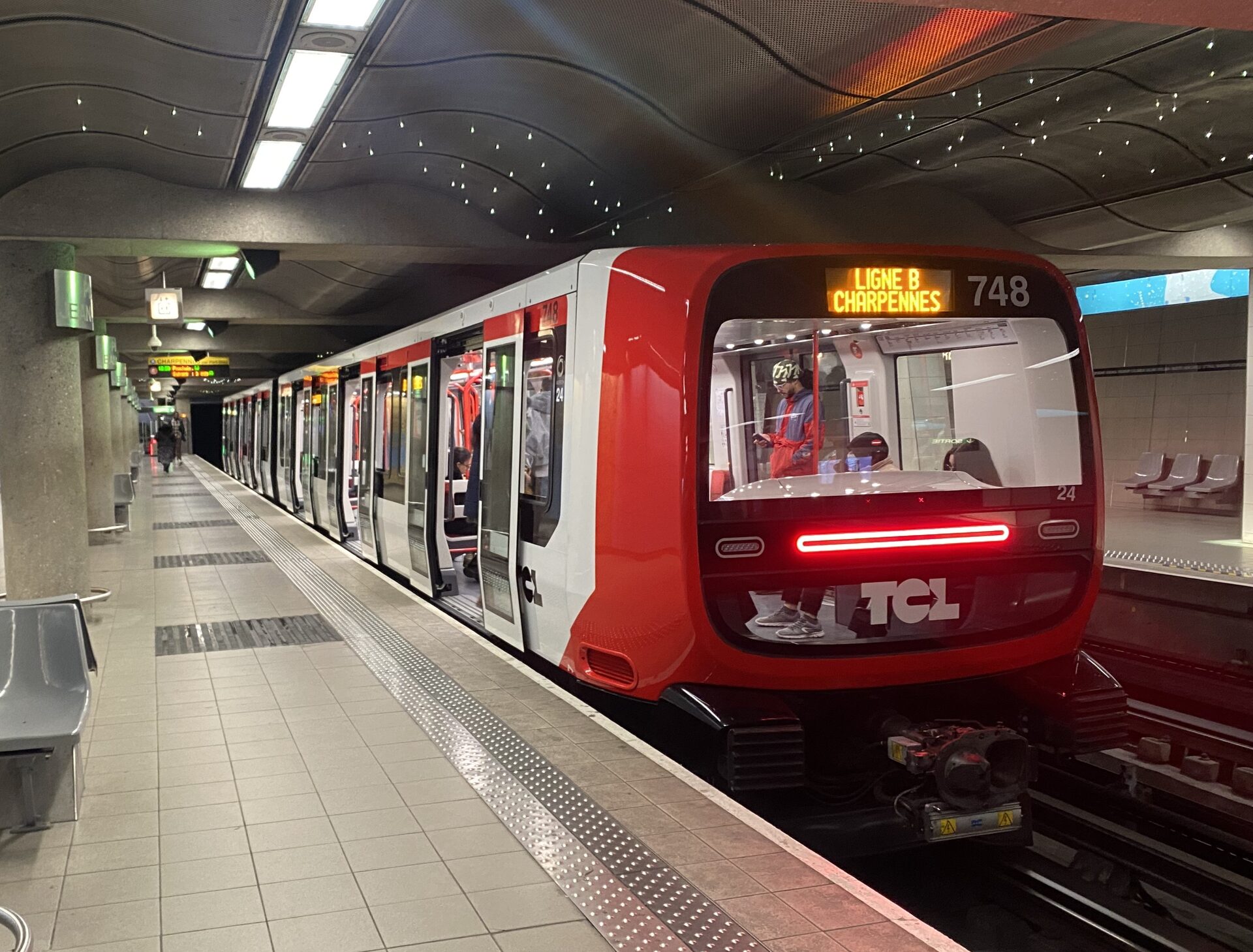 Bruno Bernard propose la gratuité aux enfants d’abonnés TCL